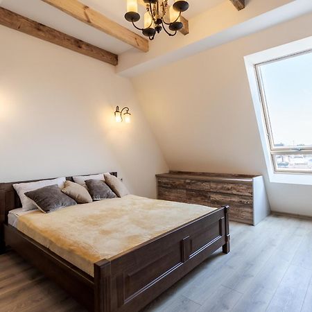 Inshiapartments On Hazova Str 4 Lviv Extérieur photo