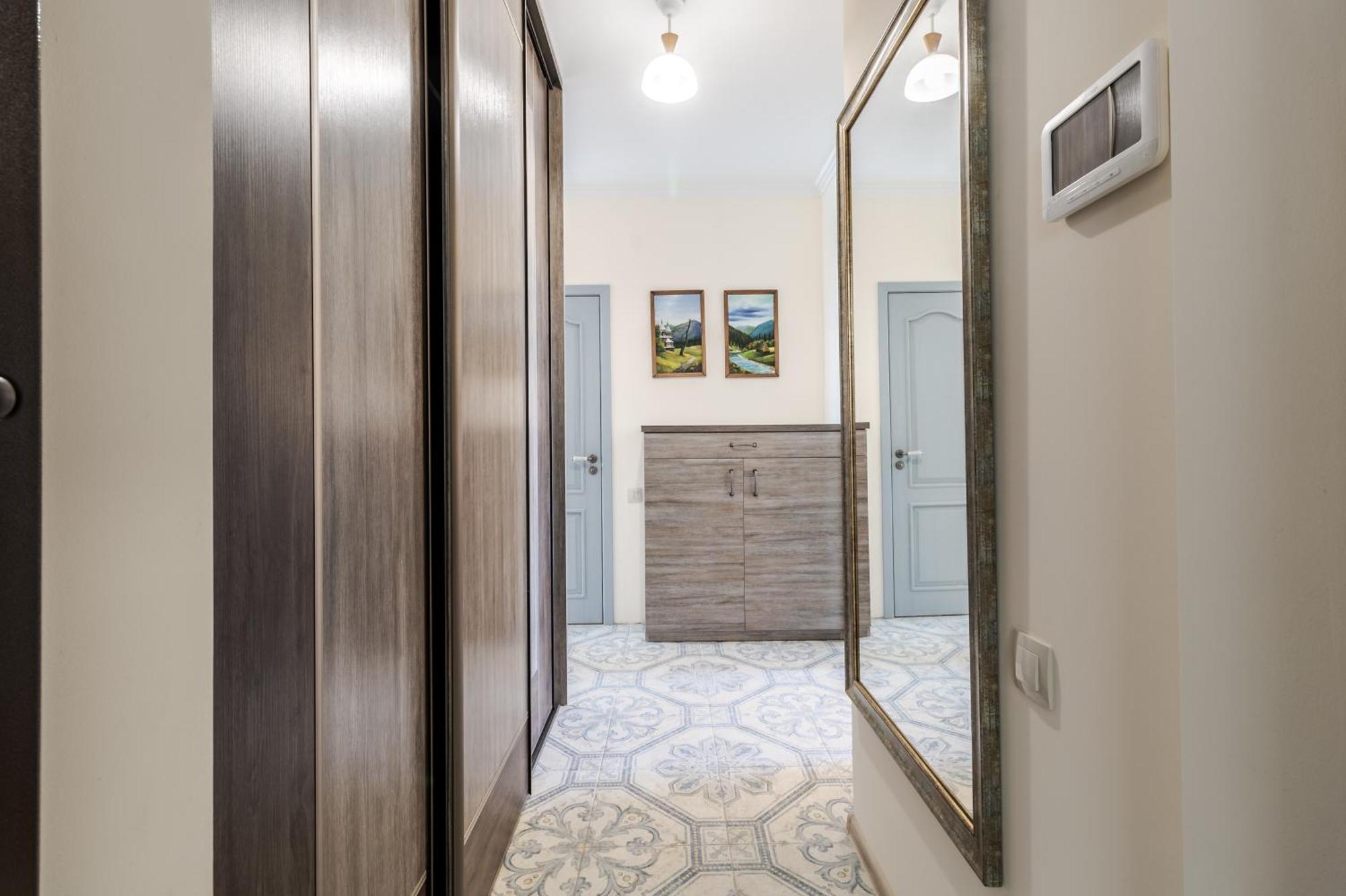 Inshiapartments On Hazova Str 4 Lviv Extérieur photo